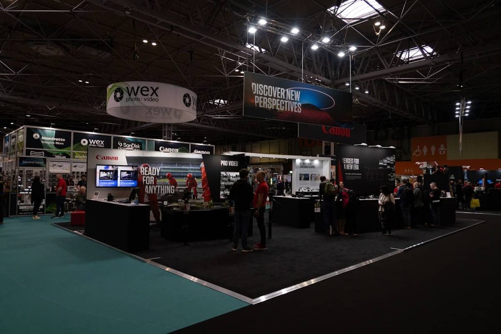 A simple island trade show stand.